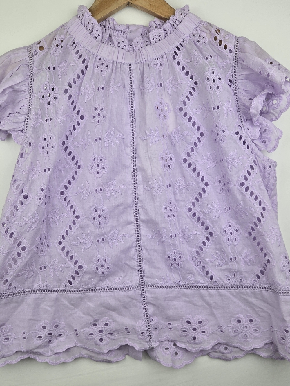 Jennifer and Grace Eyelet Top Embroidered Size XS Lavender Color